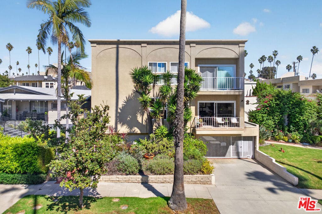 937 18th Street, #2, Santa Monica, CA 90403 937 18th Street, #2, Santa Monica, CA 90403