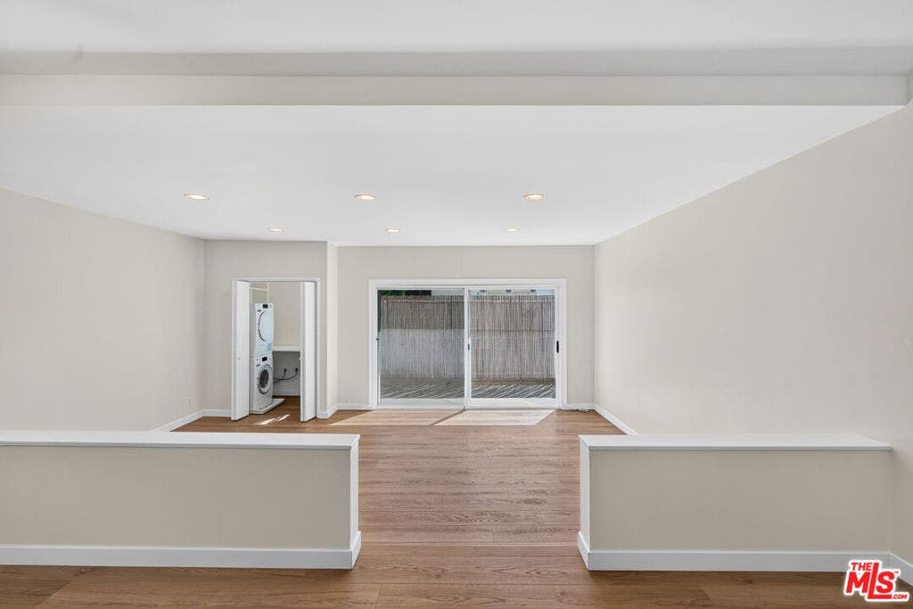 937 18th Street, #2, Santa Monica, CA 90403 937 18th Street, #2, Santa Monica, CA 90403