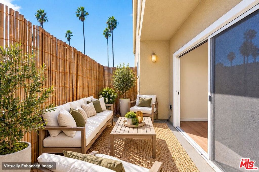 937 18th Street, #2, Santa Monica, CA 90403 937 18th Street, #2, Santa Monica, CA 90403