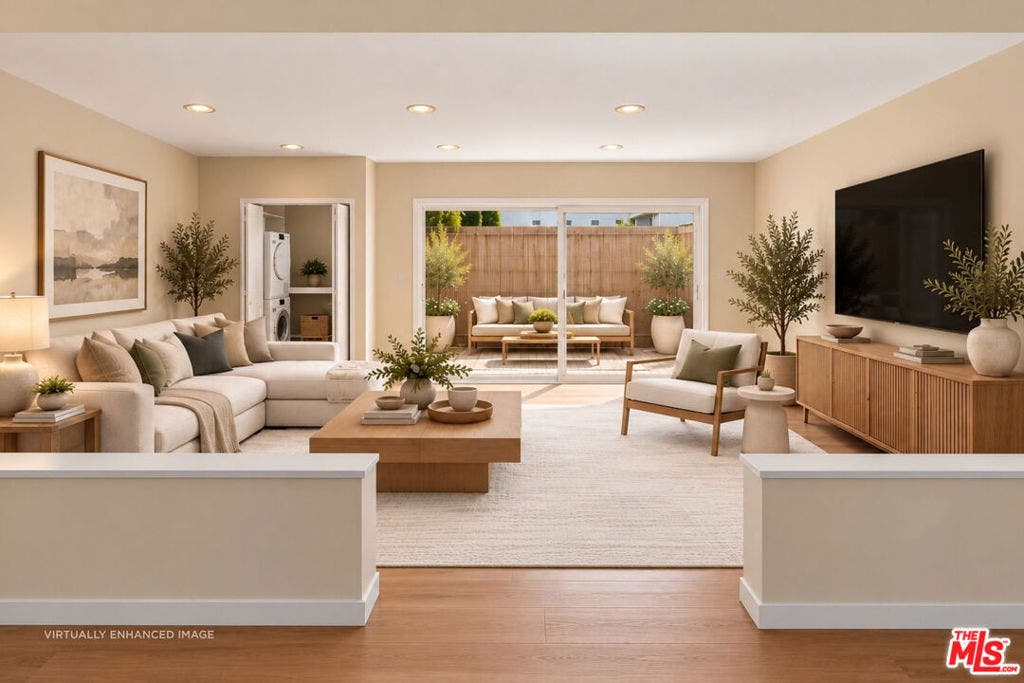 937 18th Street, #2, Santa Monica, CA 90403 937 18th Street, #2, Santa Monica, CA 90403