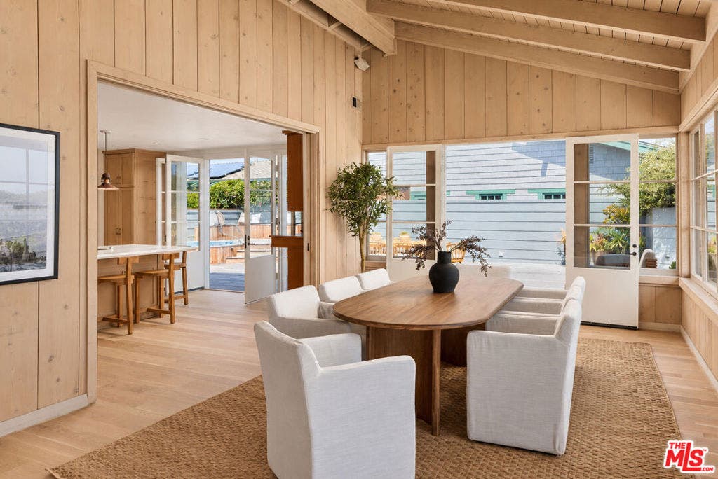 4217 Avenue Del Mar, Carpinteria, CA 93013 4217 Avenue Del Mar, Carpinteria, CA 93013