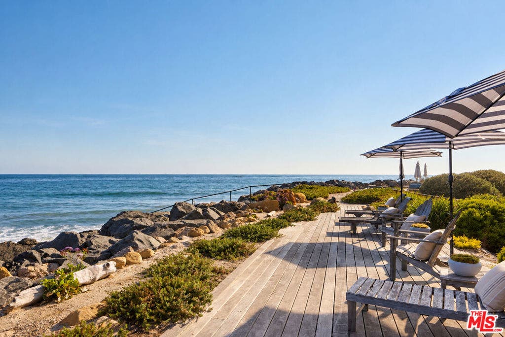 4217 Avenue Del Mar, Carpinteria, CA 93013 4217 Avenue Del Mar, Carpinteria, CA 93013
