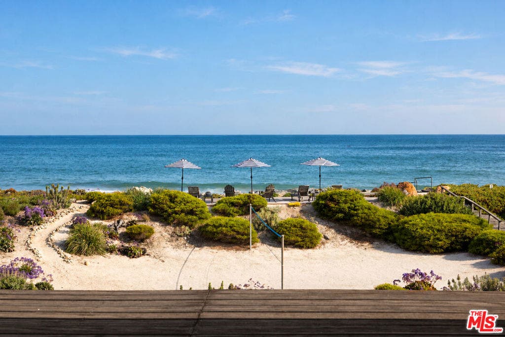 4217 Avenue Del Mar, Carpinteria, CA 93013 4217 Avenue Del Mar, Carpinteria, CA 93013