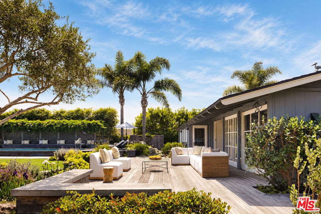 4217 Avenue Del Mar, Carpinteria, CA 93013 4217 Avenue Del Mar, Carpinteria, CA 93013