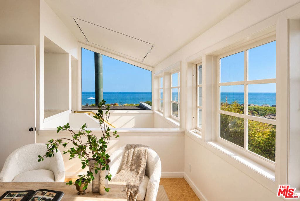 4217 Avenue Del Mar, Carpinteria, CA 93013 4217 Avenue Del Mar, Carpinteria, CA 93013