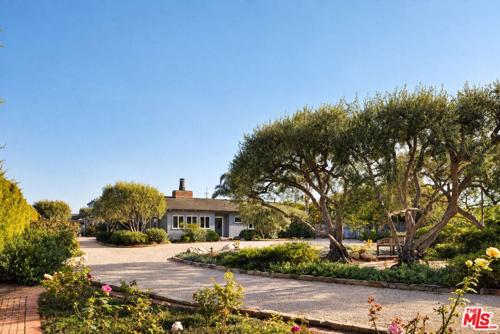 4217 Avenue Del Mar, Carpinteria, CA 93013 4217 Avenue Del Mar, Carpinteria, CA 93013