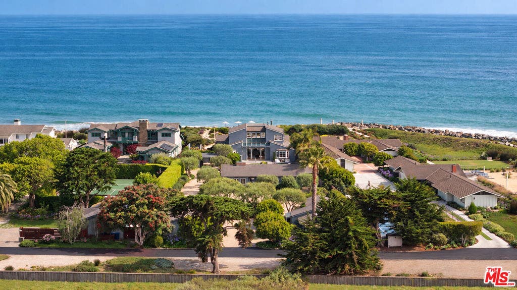 4217 Avenue Del Mar, Carpinteria, CA 93013 4217 Avenue Del Mar, Carpinteria, CA 93013