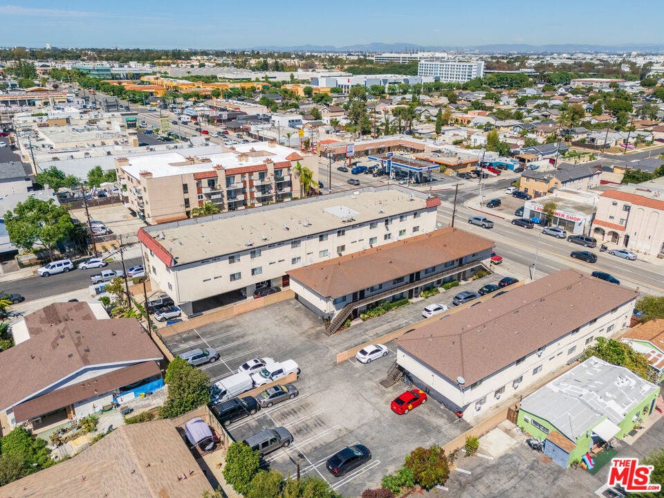 1562 W Carson Street, Torrance, CA 90501 1562 W Carson Street, Torrance, CA 90501