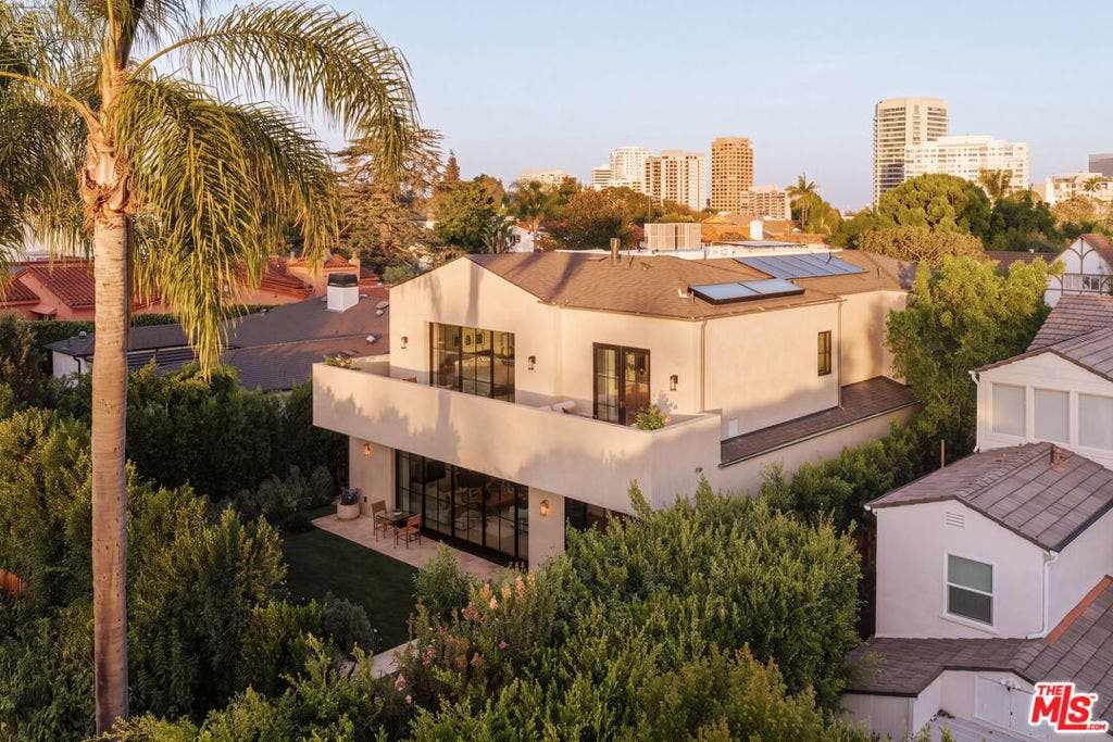 851 Malcolm Avenue, Los Angeles, CA 90024 851 Malcolm Avenue, Los Angeles, CA 90024