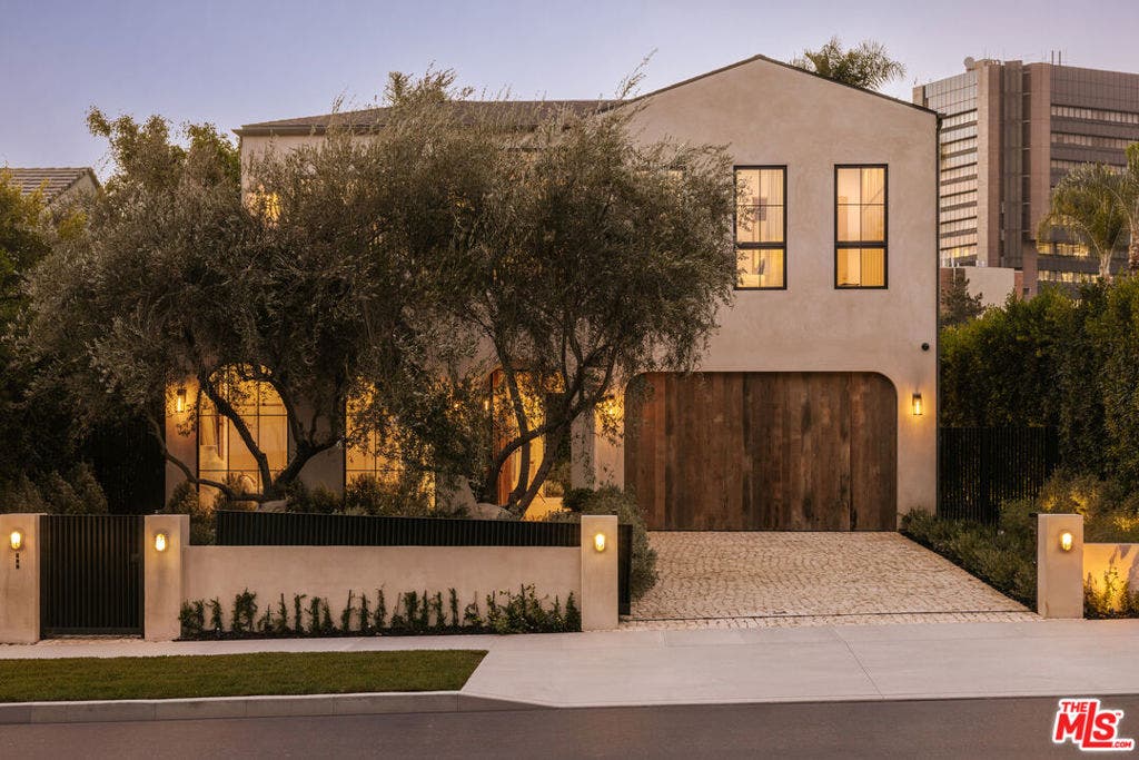 851 Malcolm Avenue, Los Angeles, CA 90024 851 Malcolm Avenue, Los Angeles, CA 90024