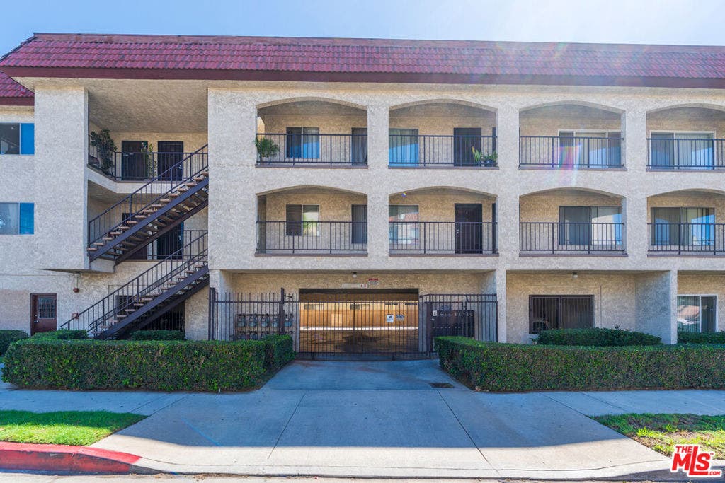 1568 W Carson Street, Torrance, CA 90501 1568 W Carson Street, Torrance, CA 90501