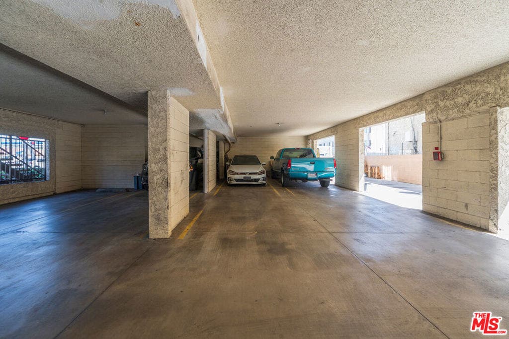 1568 W Carson Street, Torrance, CA 90501 1568 W Carson Street, Torrance, CA 90501