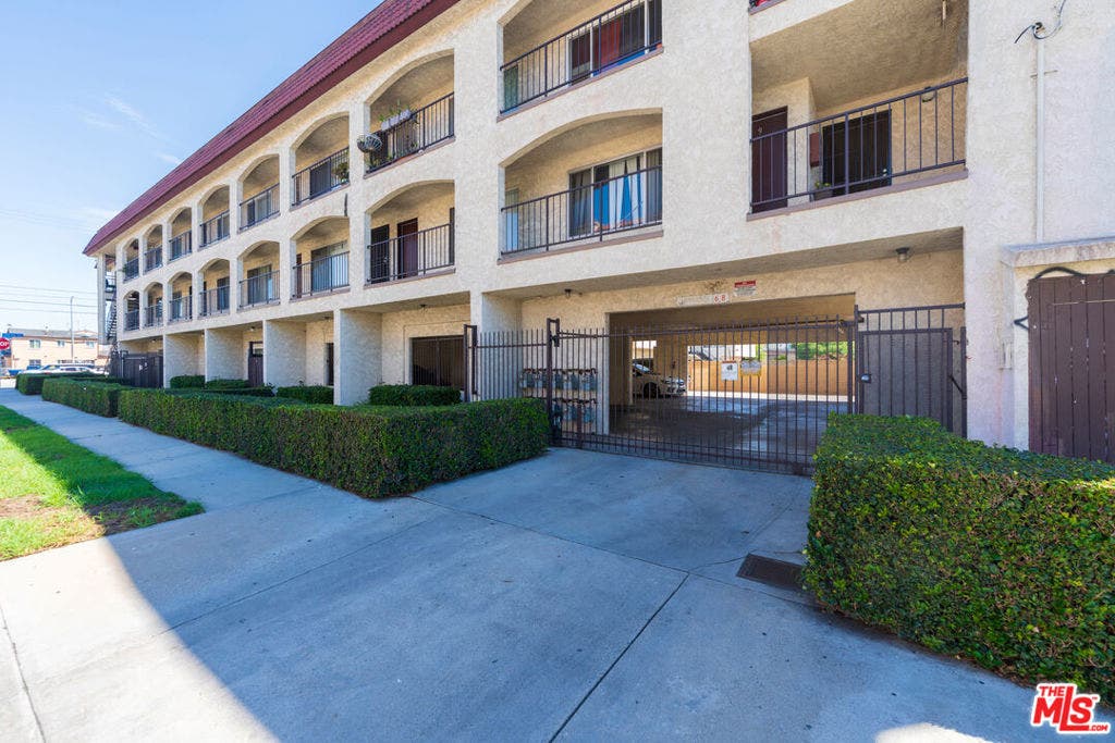 1568 W Carson Street, Torrance, CA 90501 1568 W Carson Street, Torrance, CA 90501