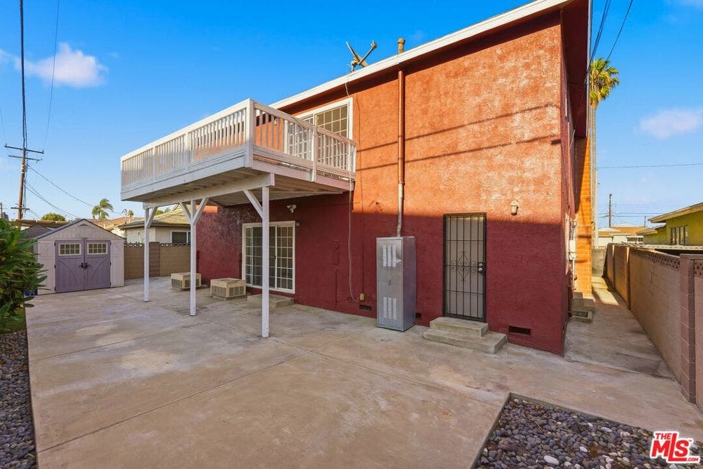 15513 S Tarrant Avenue, Compton, CA 90220