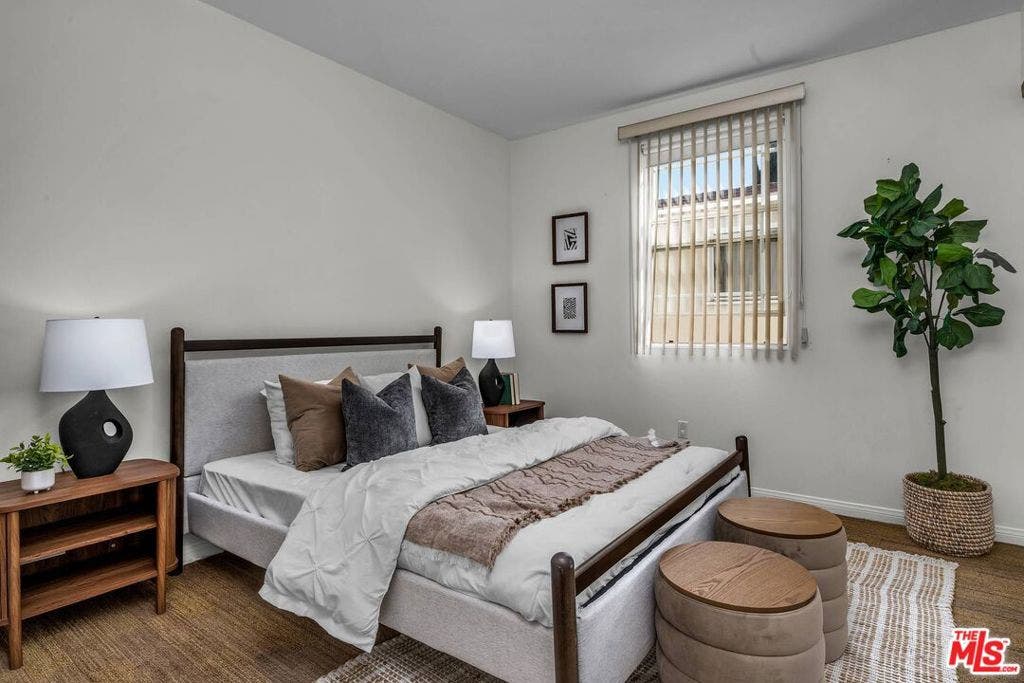 1100 S Clark Drive, #201, Los Angeles, CA 90035