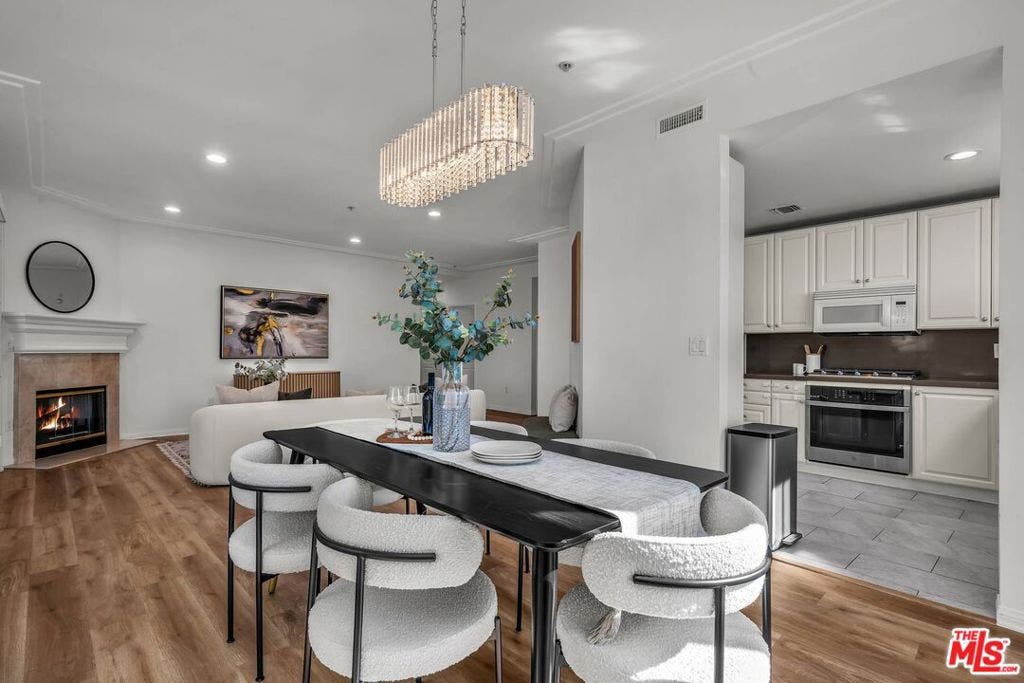 1100 S Clark Drive, #201, Los Angeles, CA 90035