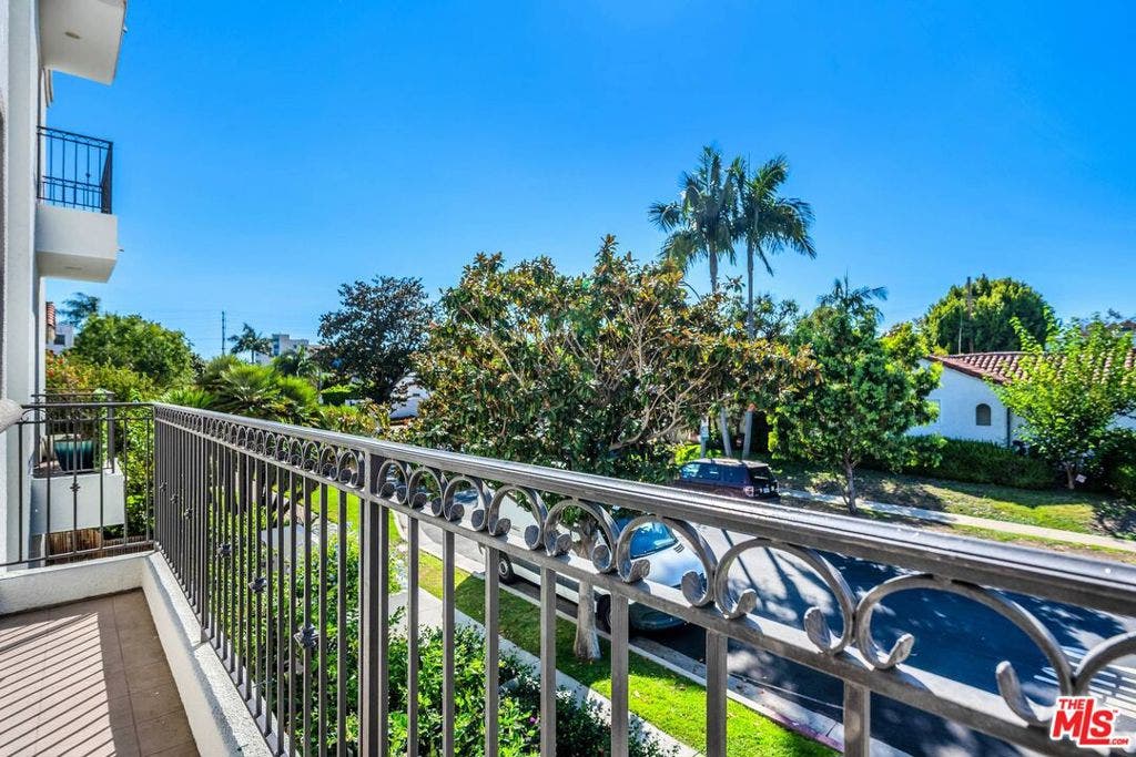 1100 S Clark Drive, #201, Los Angeles, CA 90035