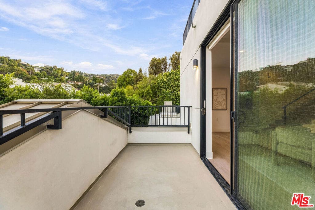 3659 Regal Pl, Los Angeles, Ca 90068, Usa, #3659 1/2, Los Angeles, CA 90068