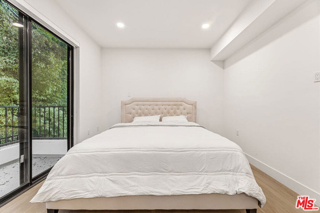 3659 Regal Pl, Los Angeles, Ca 90068, Usa, #3659 1/2, Los Angeles, CA 90068