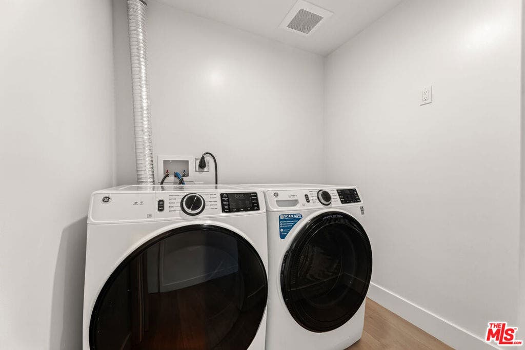 3659 Regal Pl, Los Angeles, Ca 90068, Usa, #3659 1/2, Los Angeles, CA 90068
