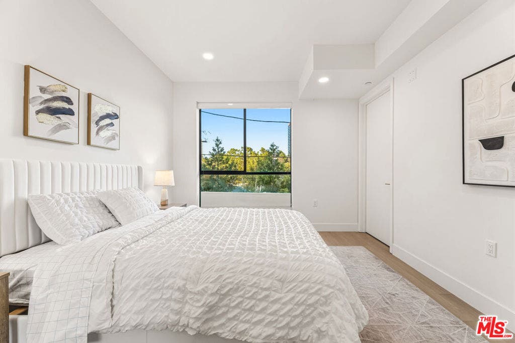 3659 Regal Pl, Los Angeles, Ca 90068, Usa, #3659 1/2, Los Angeles, CA 90068