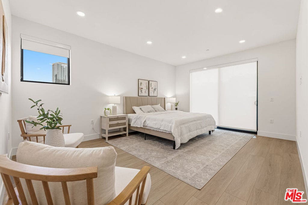 3659 Regal Pl, Los Angeles, Ca 90068, Usa, #3659 1/2, Los Angeles, CA 90068