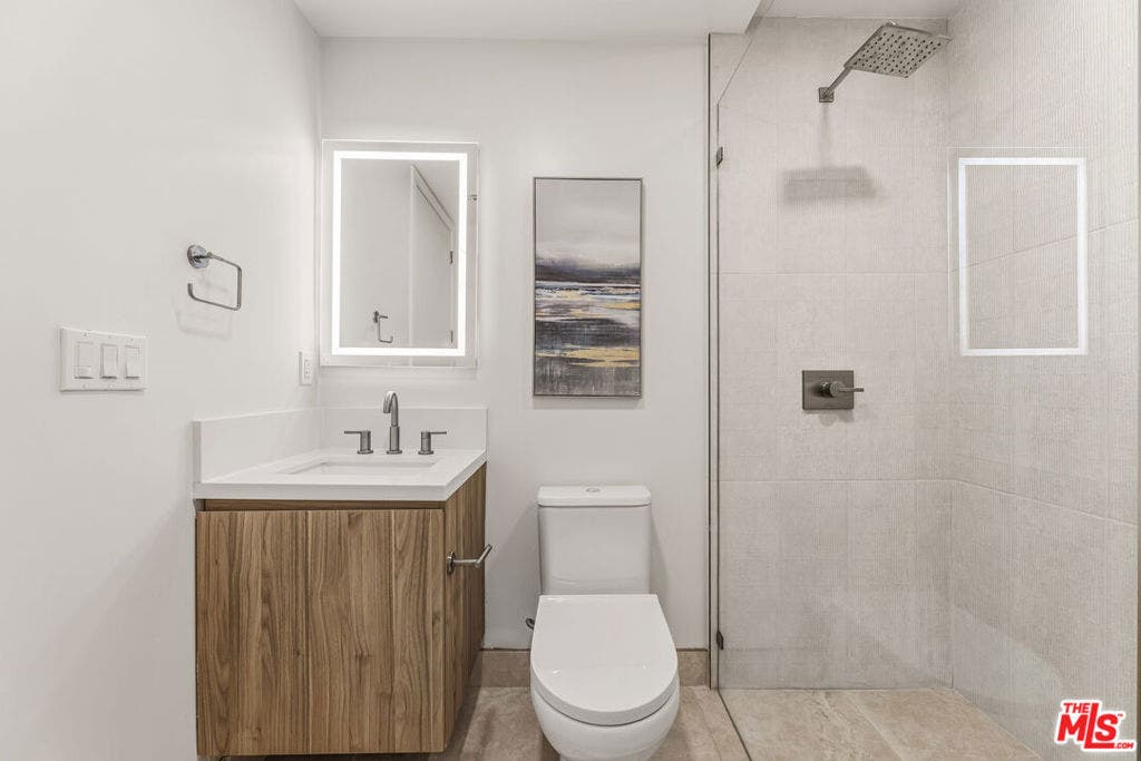 3659 Regal Pl, Los Angeles, Ca 90068, Usa, #3659 1/2, Los Angeles, CA 90068