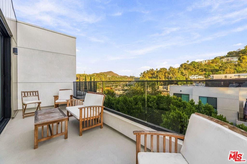 3659 Regal Pl, Los Angeles, Ca 90068, Usa, #3659 1/2, Los Angeles, CA 90068