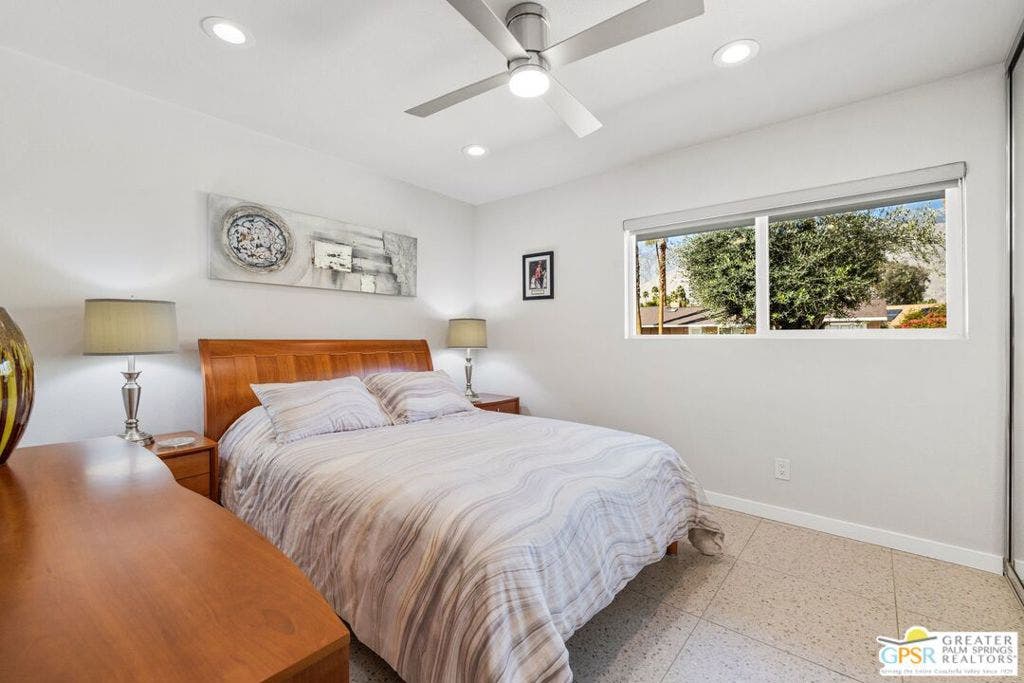 1244 S San Mateo Drive, Palm Springs, CA 92264