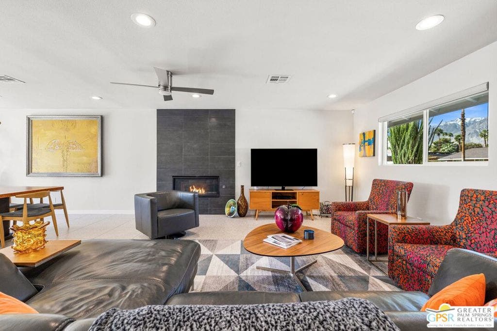 1244 S San Mateo Drive, Palm Springs, CA 92264