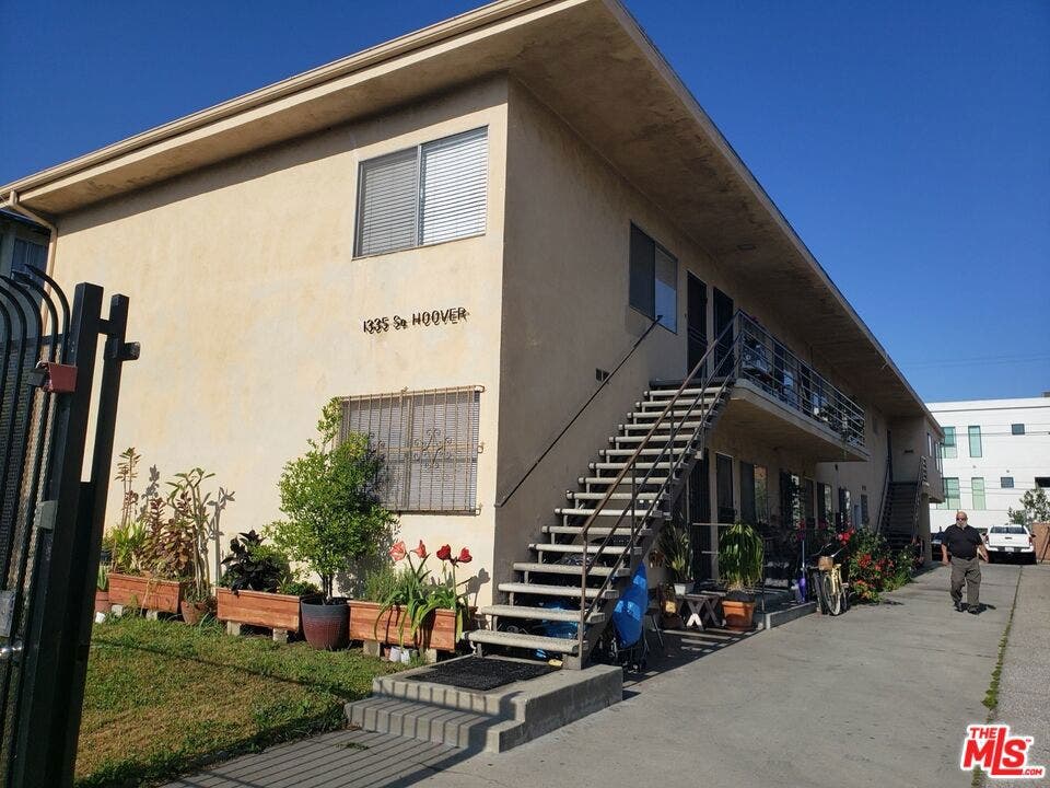 1329 S Hoover Street, Los Angeles, CA 90006 1329 S Hoover Street, Los Angeles, CA 90006