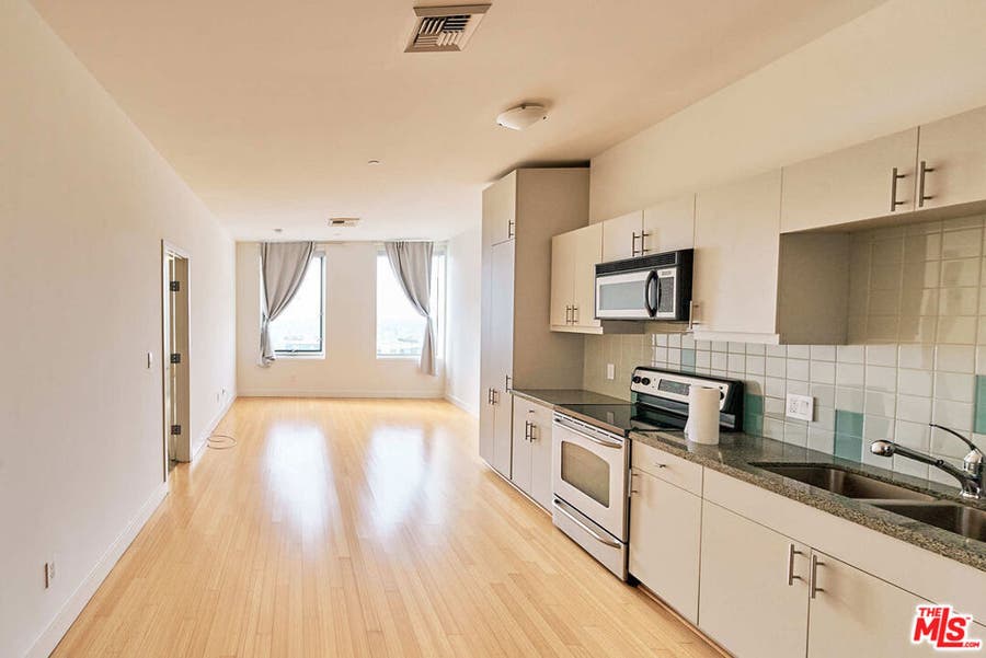 Property photo for 3810 Wilshire Blvd, #1008, Los Angeles, CA
