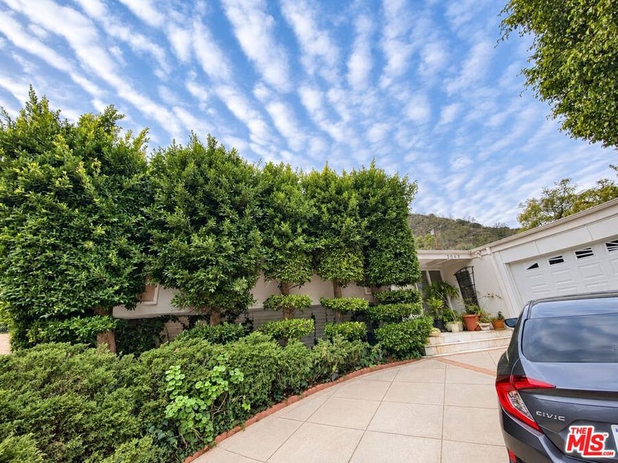 Property photo for 2043 San Ysidro Drive, Beverly Hills, CA