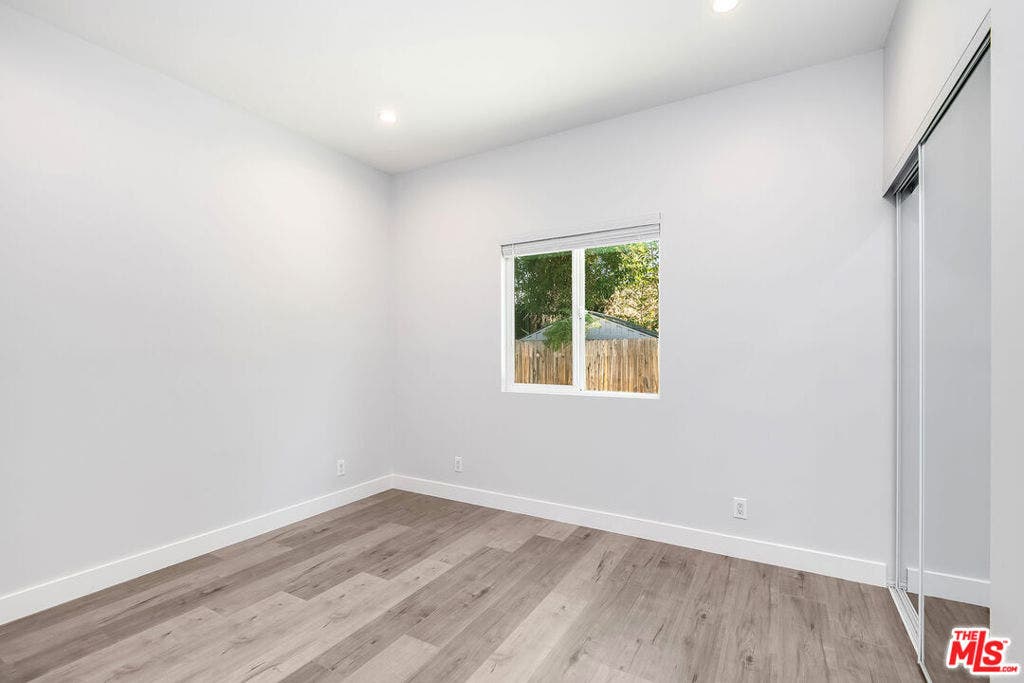 19218 Lanark, Reseda, CA 91335 19218 Lanark, Reseda, CA 91335