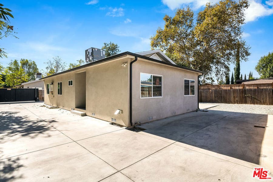 Property photo for 19218 Lanark, Reseda, CA