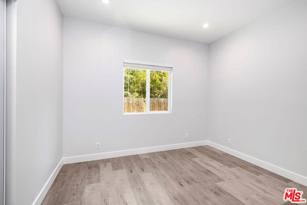 19218 Lanark, Reseda, CA 91335 19218 Lanark, Reseda, CA 91335