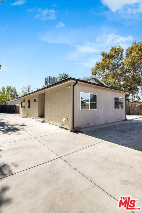 19218 Lanark, Reseda, CA 91335 19218 Lanark, Reseda, CA 91335