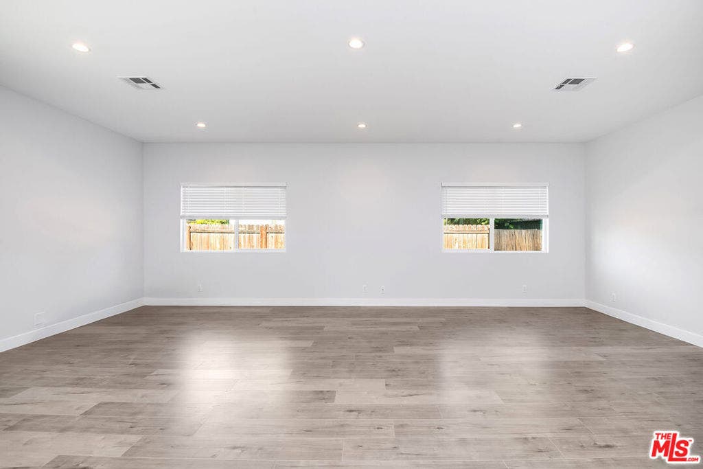 19218 Lanark, Reseda, CA 91335 19218 Lanark, Reseda, CA 91335