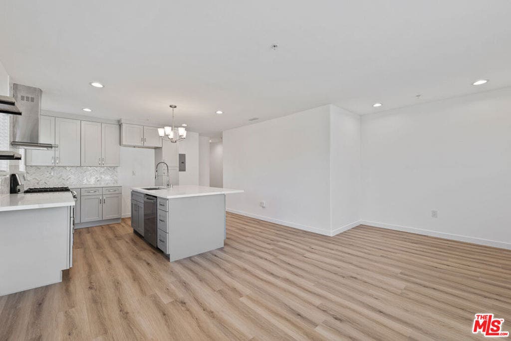 10 N Primrose Avenue, #C, Alhambra, CA 91801 10 N Primrose Avenue, #C, Alhambra, CA 91801
