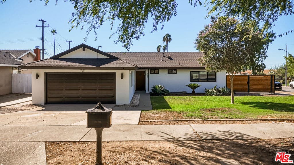 1088 W 11th Street, Upland, CA 91786 1088 W 11th Street, Upland, CA 91786