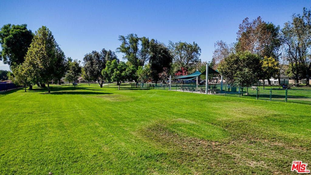 1088 W 11th Street, Upland, CA 91786 1088 W 11th Street, Upland, CA 91786