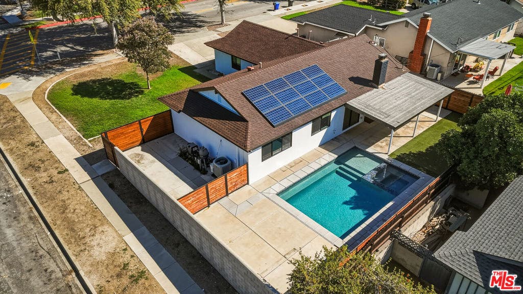 1088 W 11th Street, Upland, CA 91786 1088 W 11th Street, Upland, CA 91786