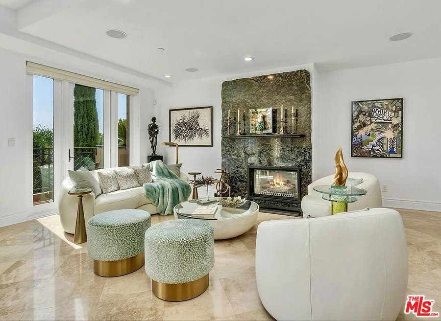 Property photo for 137 S Spalding Drive, #401, Beverly Hills, CA