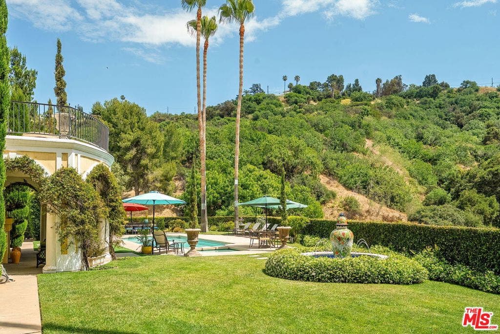 13935 Durham Road, Beverly Hills, CA 90210 13935 Durham Road, Beverly Hills, CA 90210