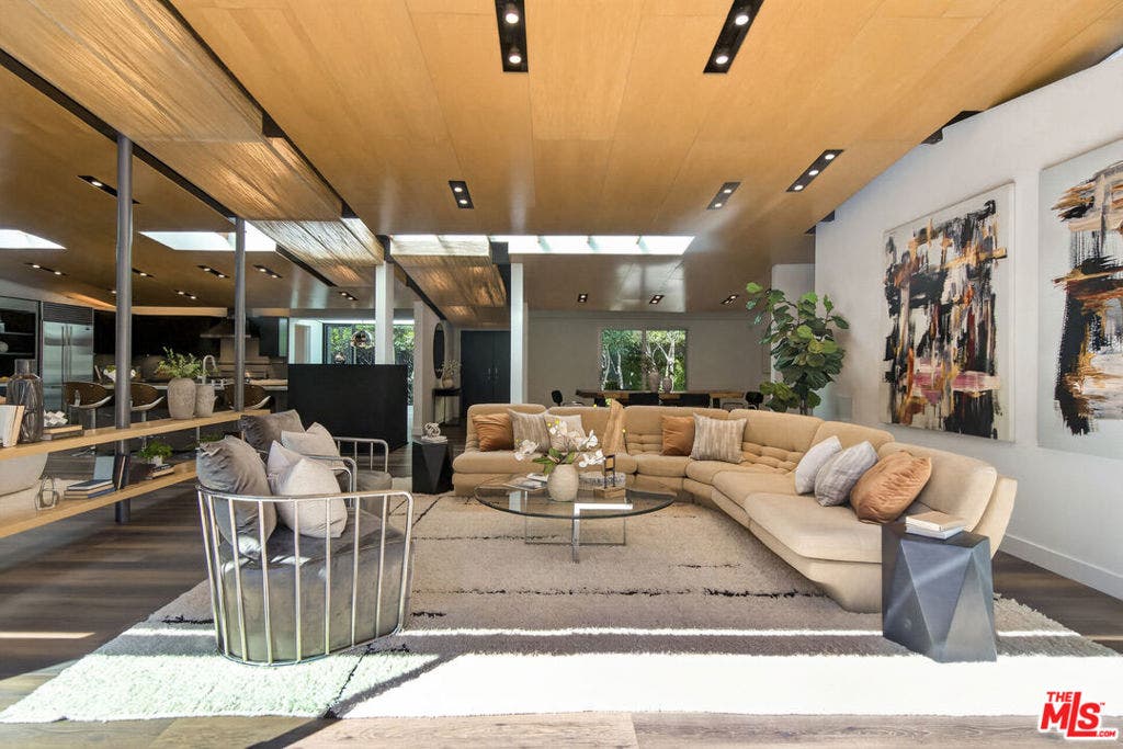 2538 Hutton Drive, Beverly Hills, CA 90210 2538 Hutton Drive, Beverly Hills, CA 90210