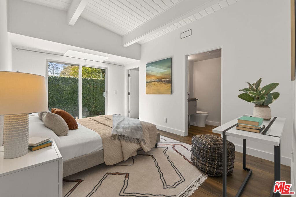 2538 Hutton Drive, Beverly Hills, CA 90210 2538 Hutton Drive, Beverly Hills, CA 90210