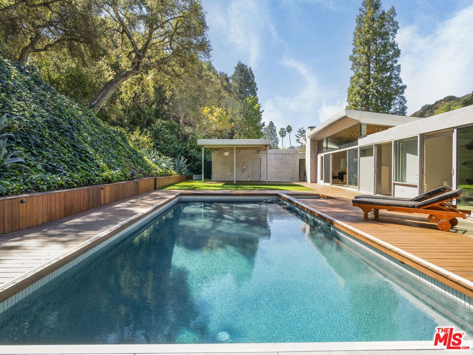 2538 Hutton Drive, Beverly Hills, CA 90210 2538 Hutton Drive, Beverly Hills, CA 90210