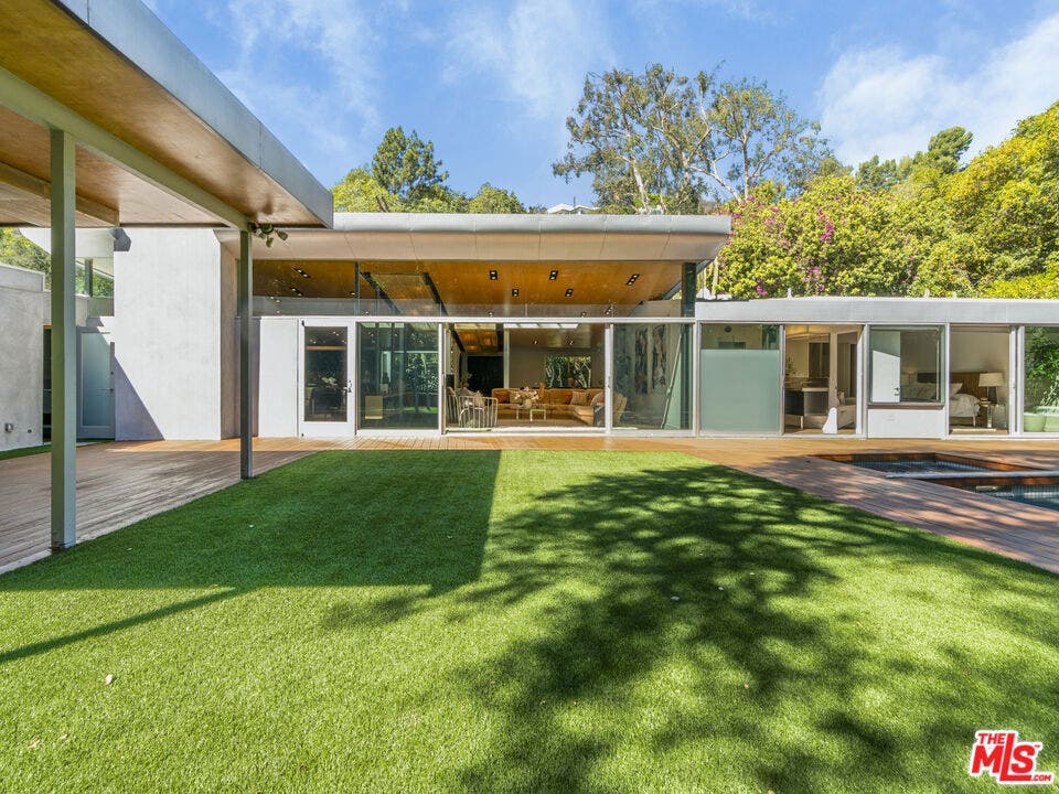 2538 Hutton Drive, Beverly Hills, CA 90210 2538 Hutton Drive, Beverly Hills, CA 90210