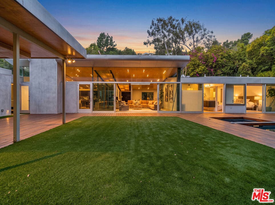 2538 Hutton Drive, Beverly Hills, CA 90210 2538 Hutton Drive, Beverly Hills, CA 90210