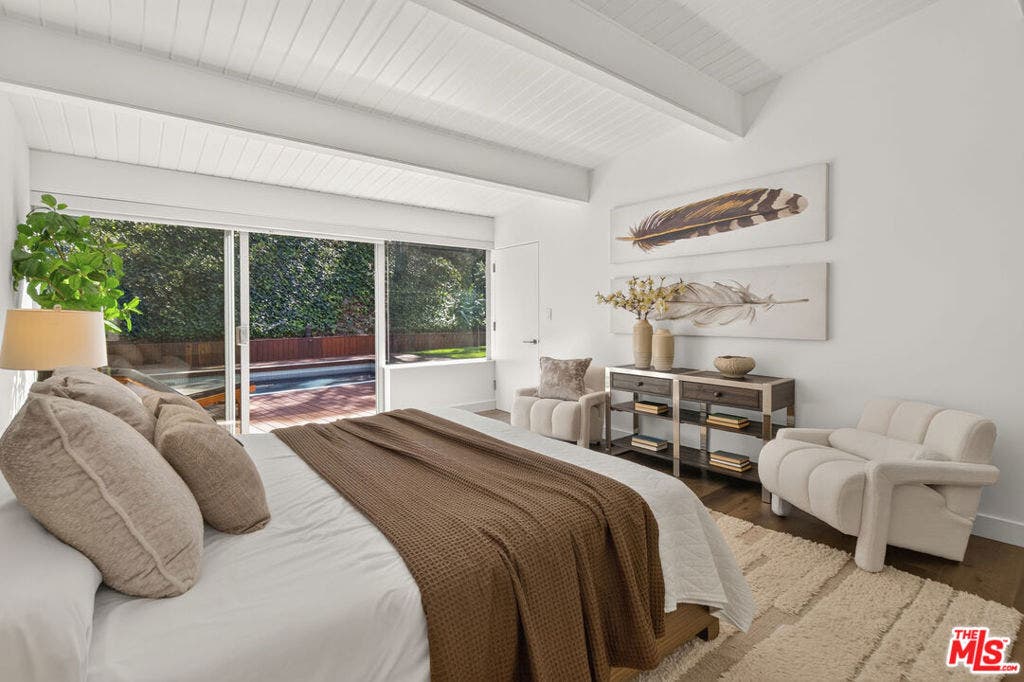 2538 Hutton Drive, Beverly Hills, CA 90210 2538 Hutton Drive, Beverly Hills, CA 90210